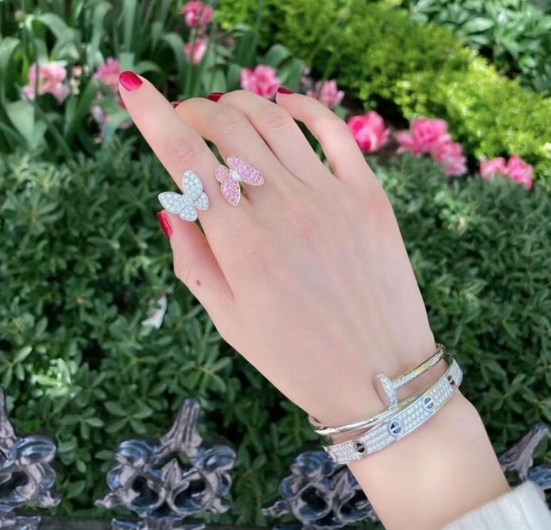Vca Rings